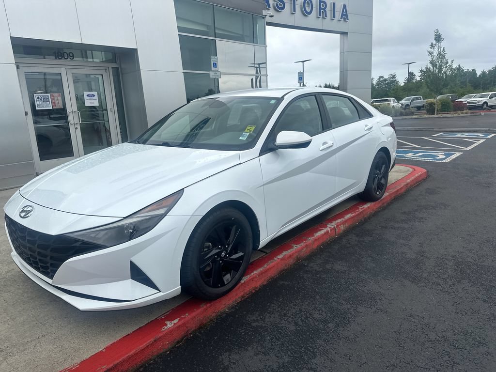 Used 2021 Hyundai Elantra SEL FWD image 8