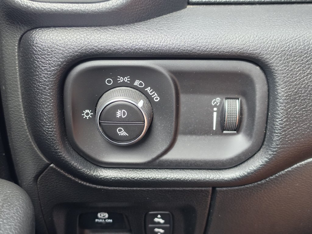 Certified 2022 RAM 1500 Big Horn AWD/4WD image 25
