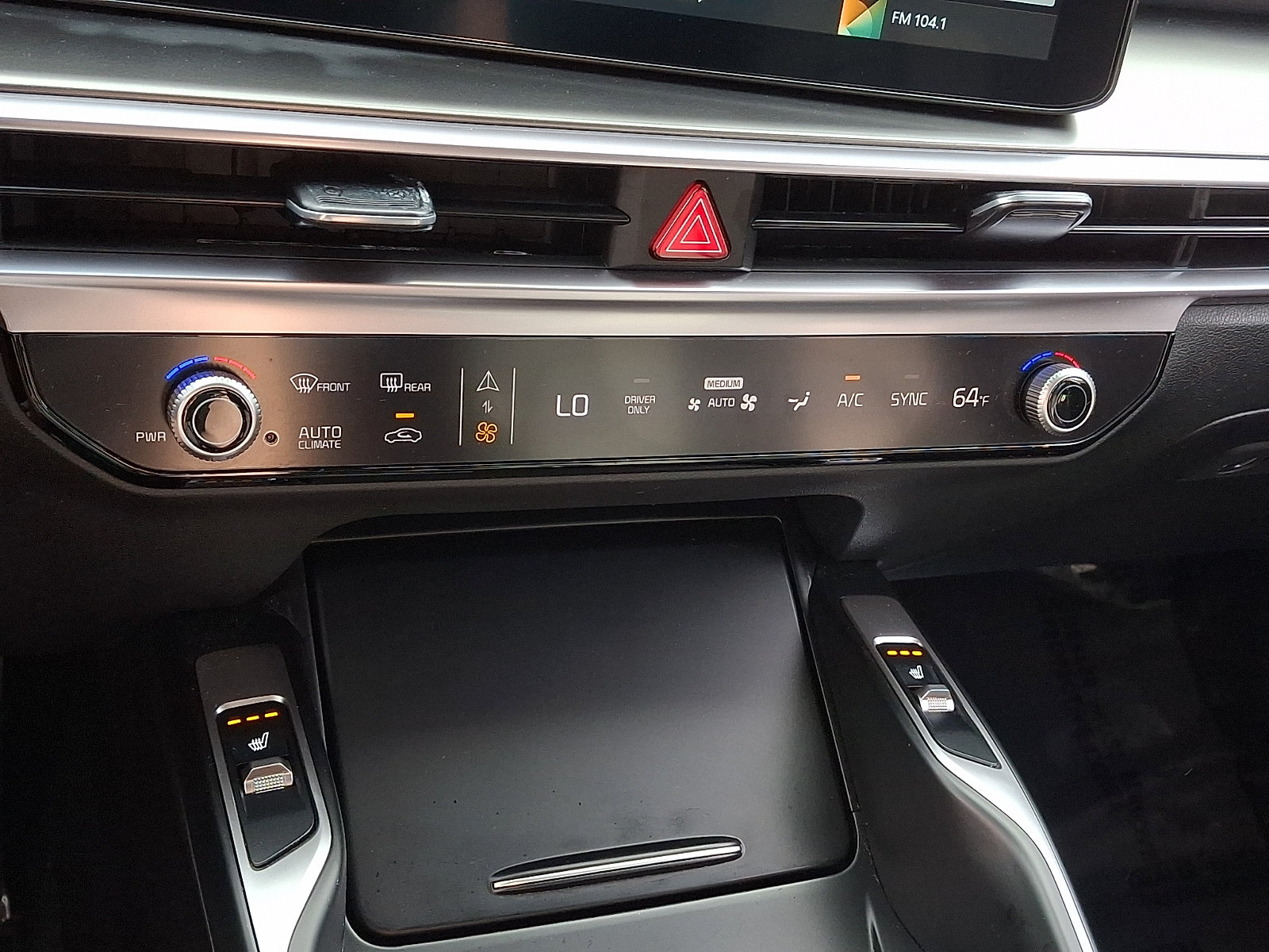 Certified 2025 Kia Sorento EX AWD/4WD image 14