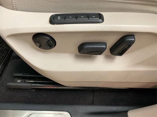 Used 2019 Volkswagen Atlas SEL Premium image 24