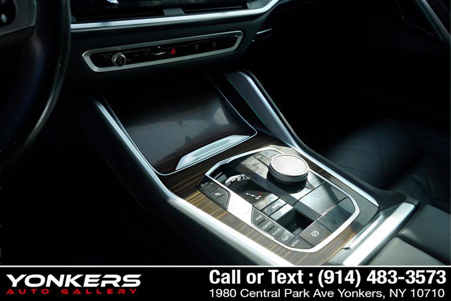 Used 2024 BMW X6 xDrive40i w/ Premium Package image 44