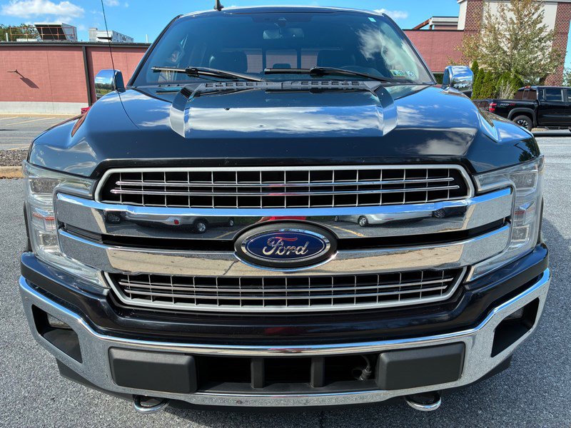 Used 2019 Ford F150 Lariat w/ Equipment Group 502A Luxury image 2