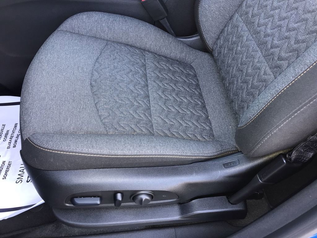 Used 2024 Chevrolet Equinox LT FWD image 12