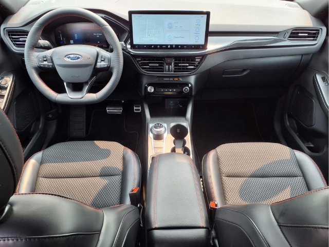 Used 2023 Ford Escape ST-Line w/ Tech Pack #1 AWD/4WD image 23