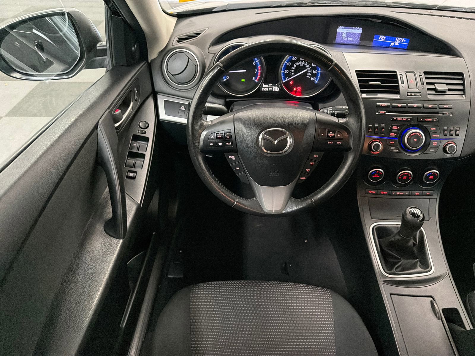 Used 2013 MAZDA MAZDA3 i Touring FWD image 17