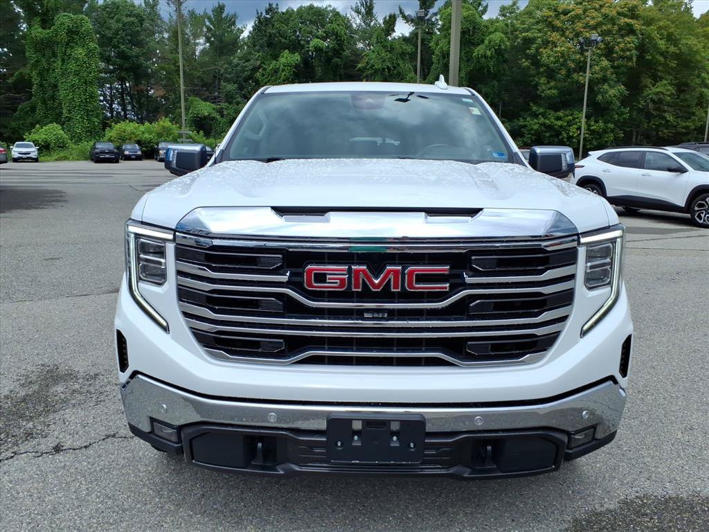 Used 2023 GMC Sierra 1500 SLT w/ SLT Premium Plus Package AWD/4WD image 9