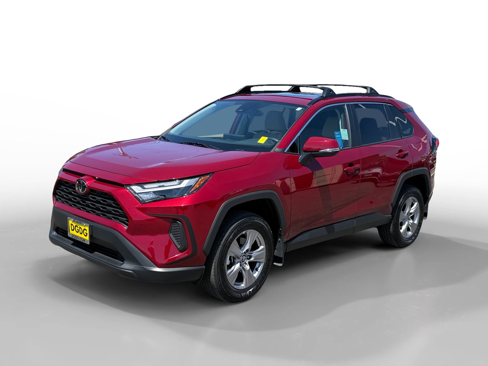 Used 2025 Toyota RAV4 XLE w/ Convenience Package FWD image 1