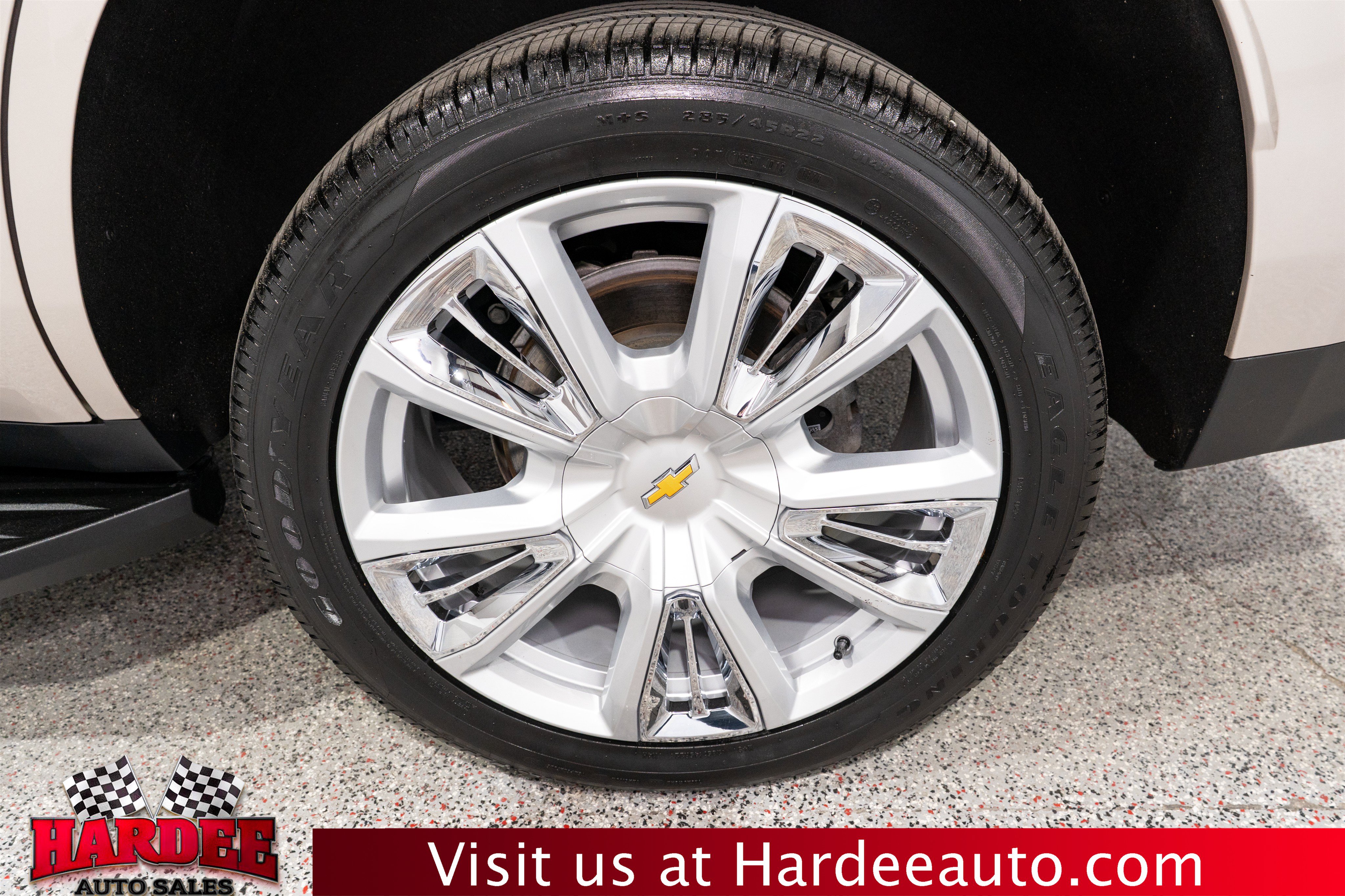 Used 2023 Chevrolet Tahoe LT RWD image 10