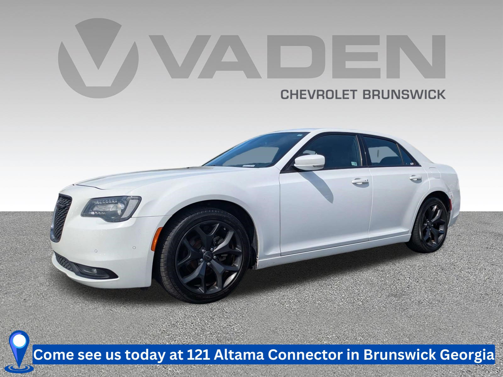 Used 2023 Chrysler 300 S