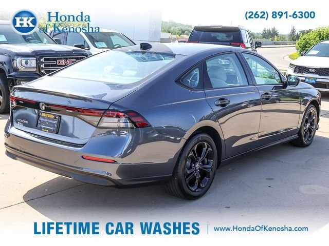 Certified 2025 Honda Accord SE image 5