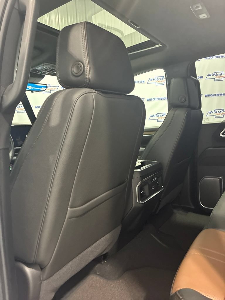 New 2026 Chevrolet Silverado 2500 High Country w/ High Country Premium Package AWD/4WD image 43