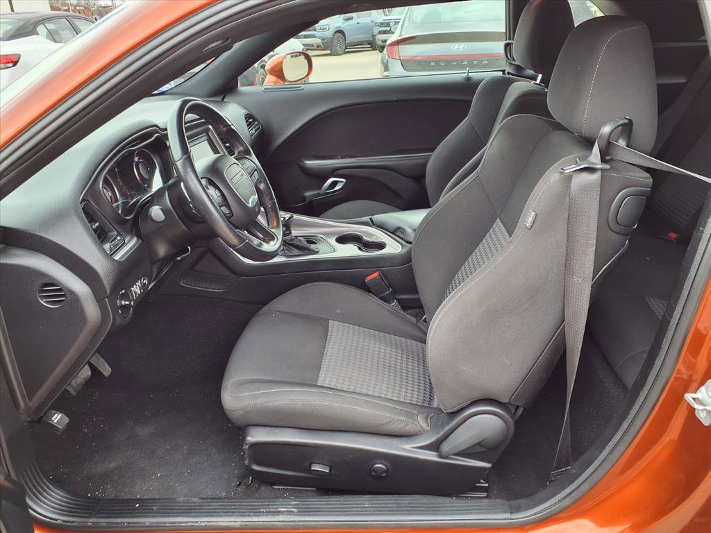 Used 2022 Dodge Challenger GT RWD image 18