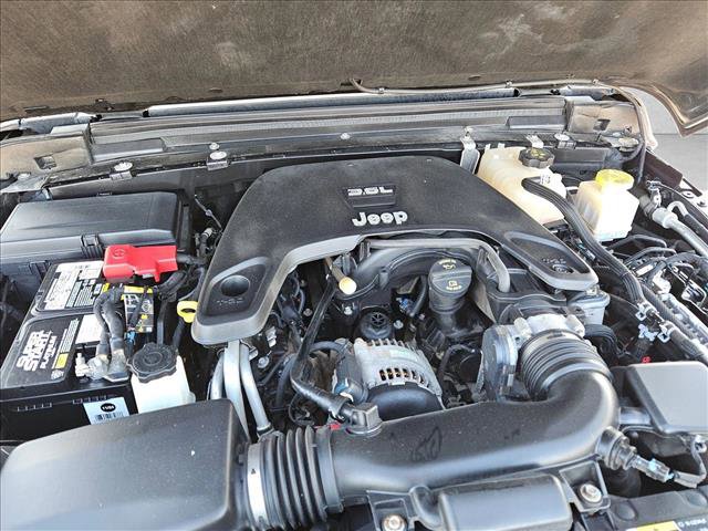 Used 2020 Jeep Gladiator Sport w/ Quick Order Package 24S image 21