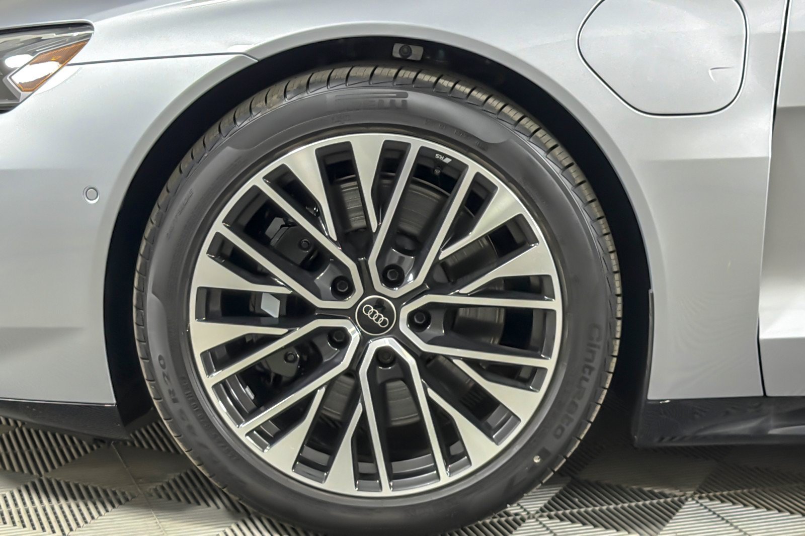 New 2026 Audi S e-tron GT Premium Plus AWD/4WD image 24
