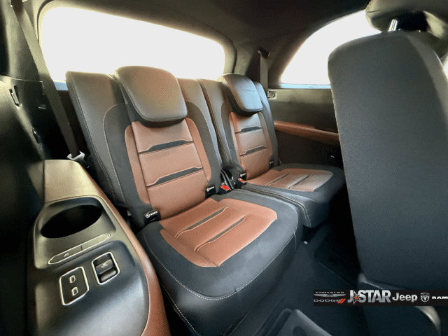 Used 2024 Mercedes-Benz GLS 63 AMG 4MATIC image 34