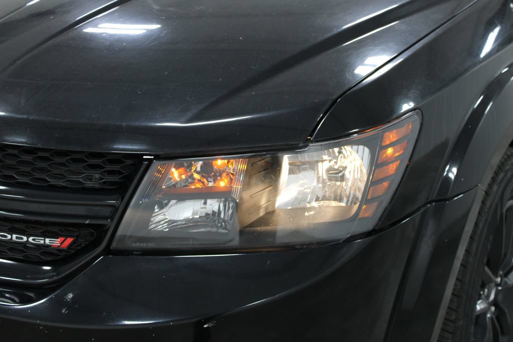Used 2019 Dodge Journey SE w/ Connectivity Group FWD image 13