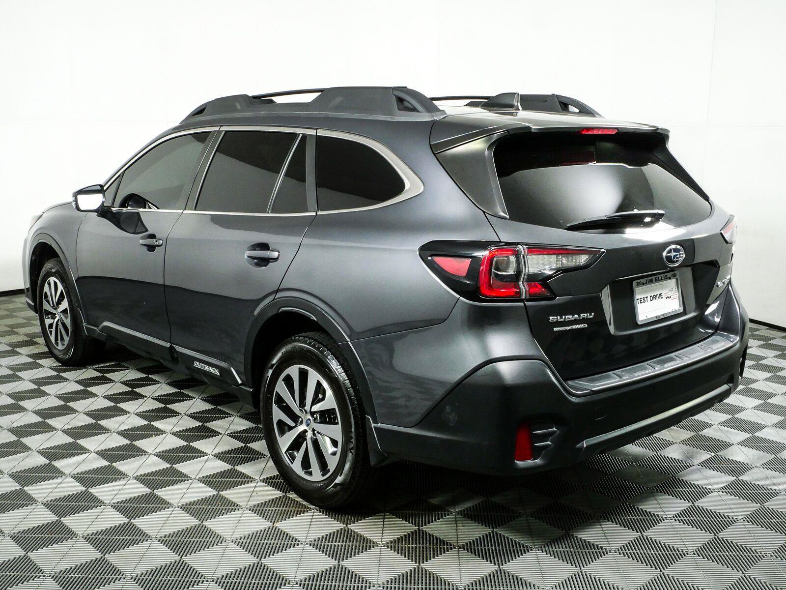 Used 2021 Subaru Outback Premium AWD/4WD image 27