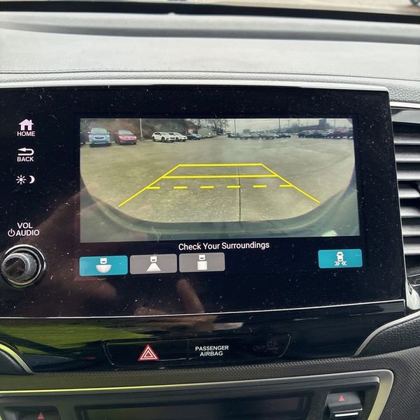 Used 2022 Honda Pilot TrailSport image 34