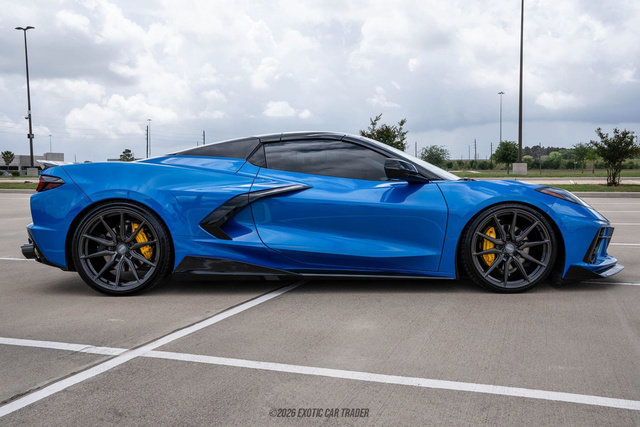 Used 2024 Chevrolet Corvette Stingray Premium Conv w/ Stealth Interior Trim Package RWD image 21