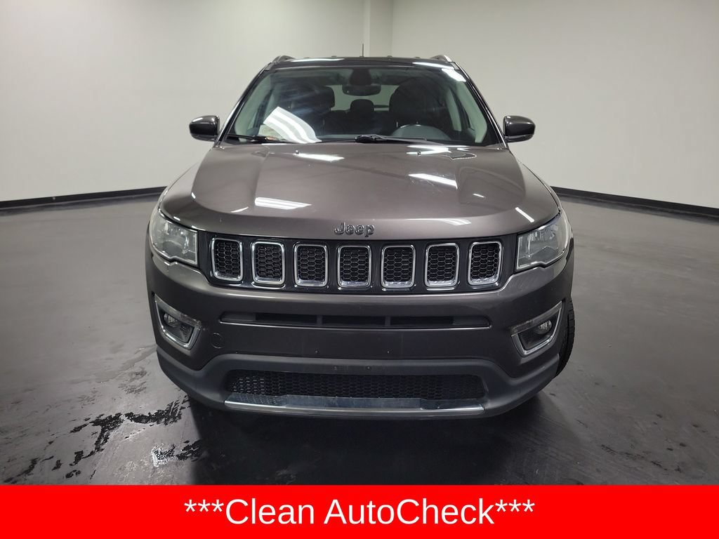 Used 2018 Jeep Compass Limited AWD/4WD image 2