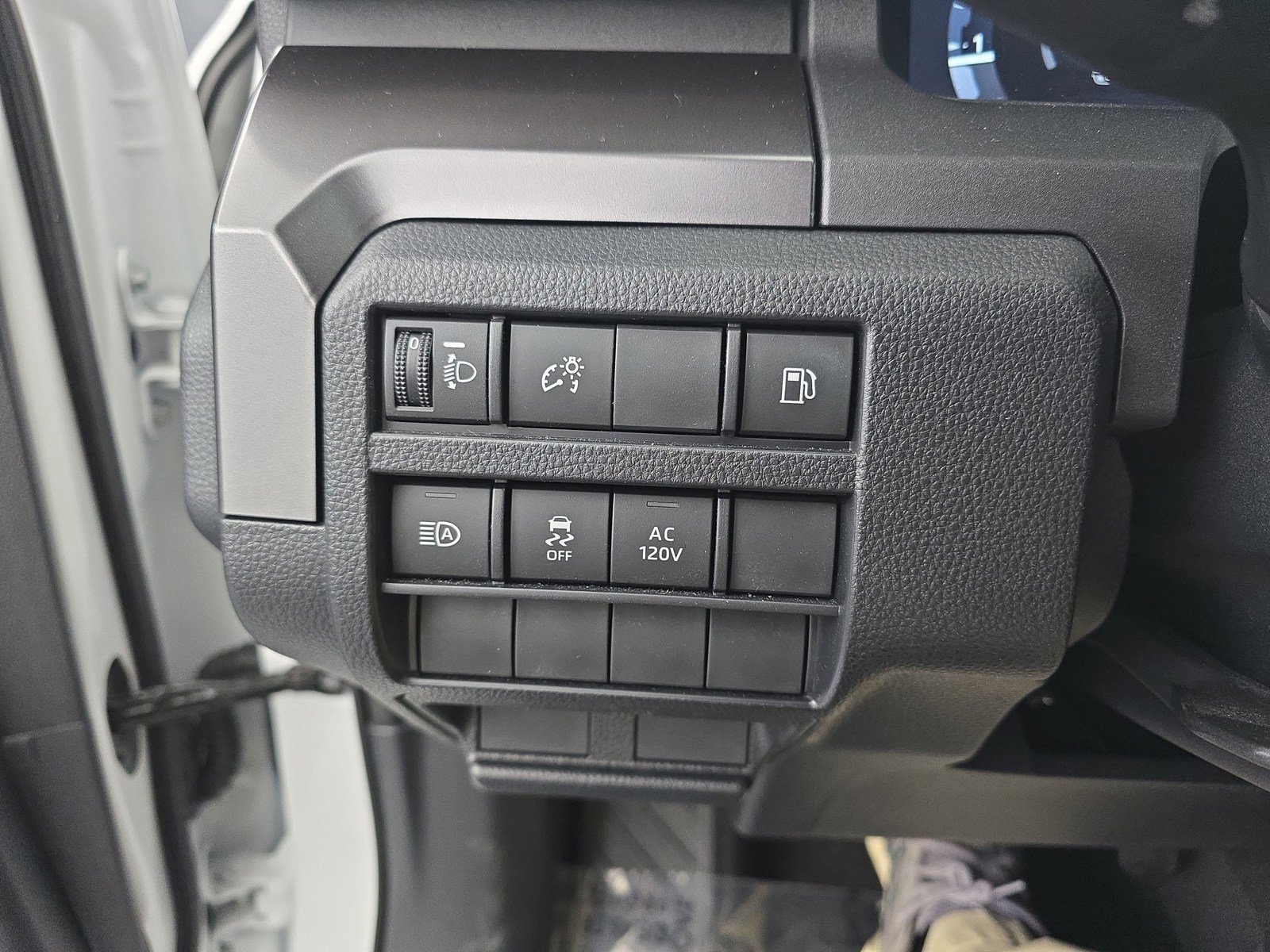 Used 2025 Toyota 4Runner TRD Off-Road AWD/4WD image 38