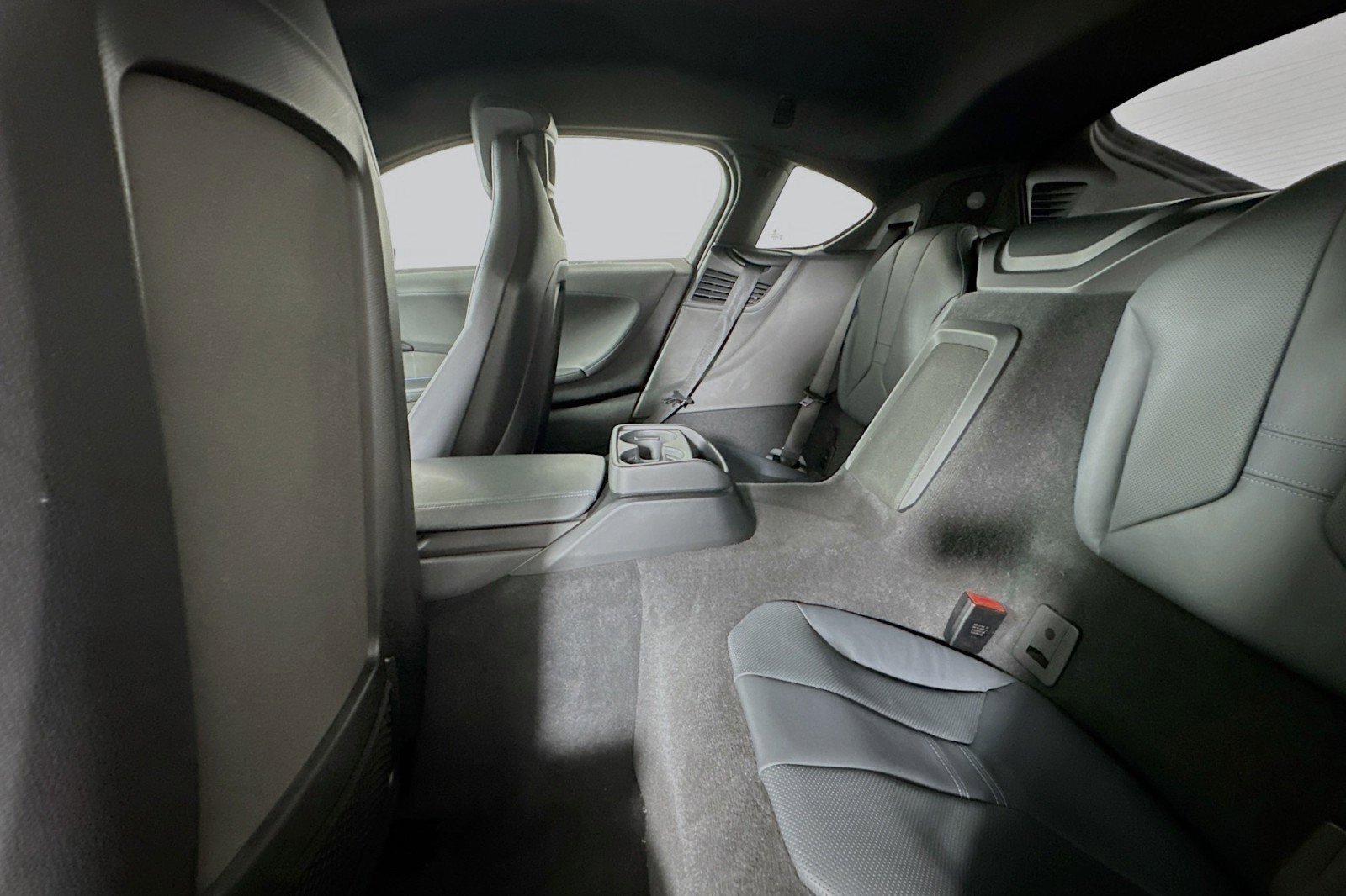 Used 2015 BMW i8 image 9