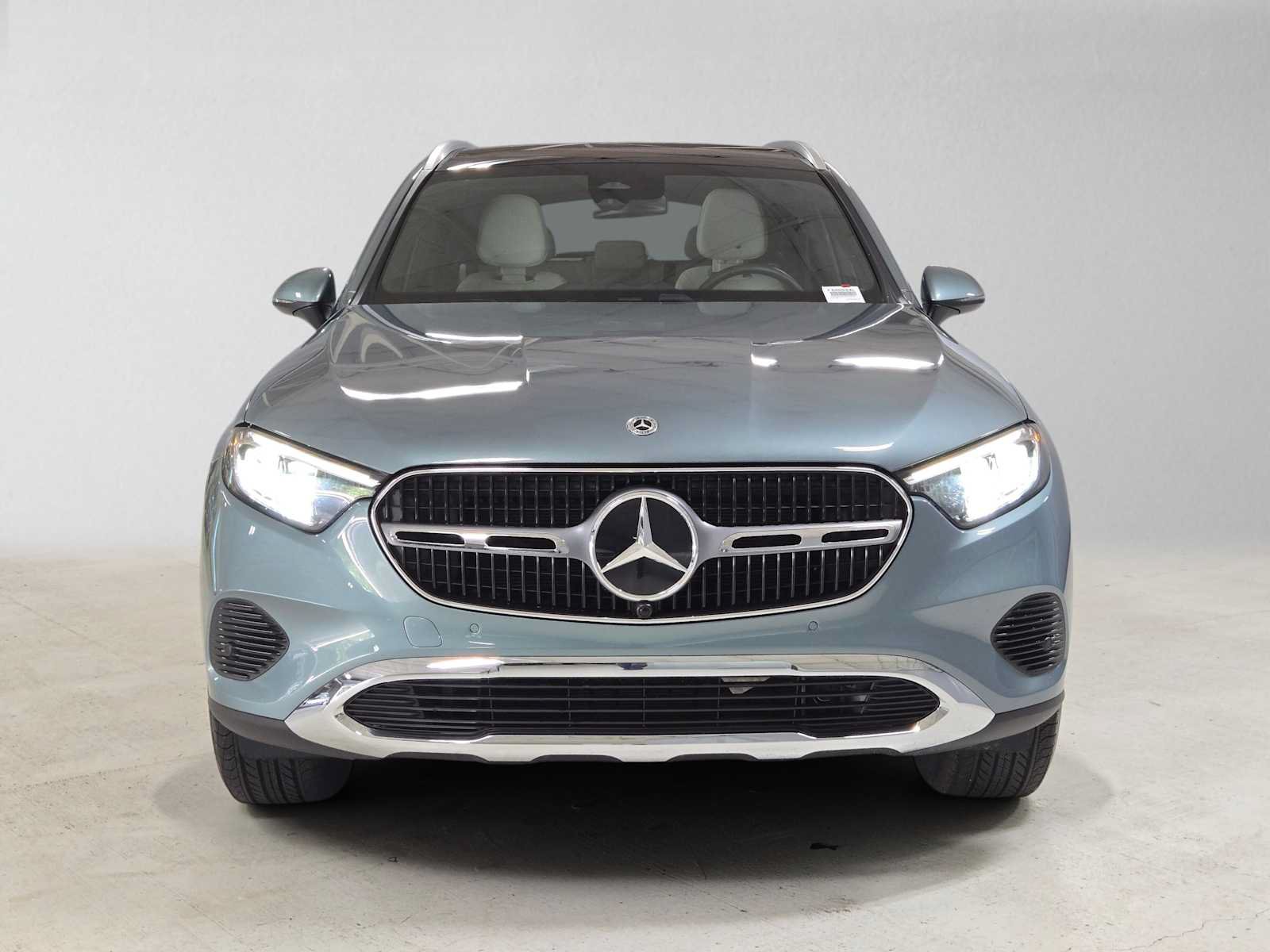 Certified 2026 Mercedes-Benz GLC 300 4MATIC image 8