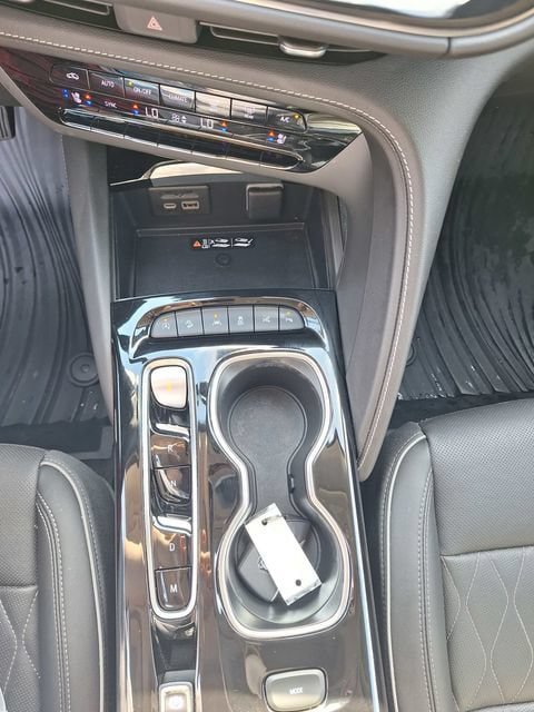 Used 2023 Buick Envision Avenir AWD/4WD image 27