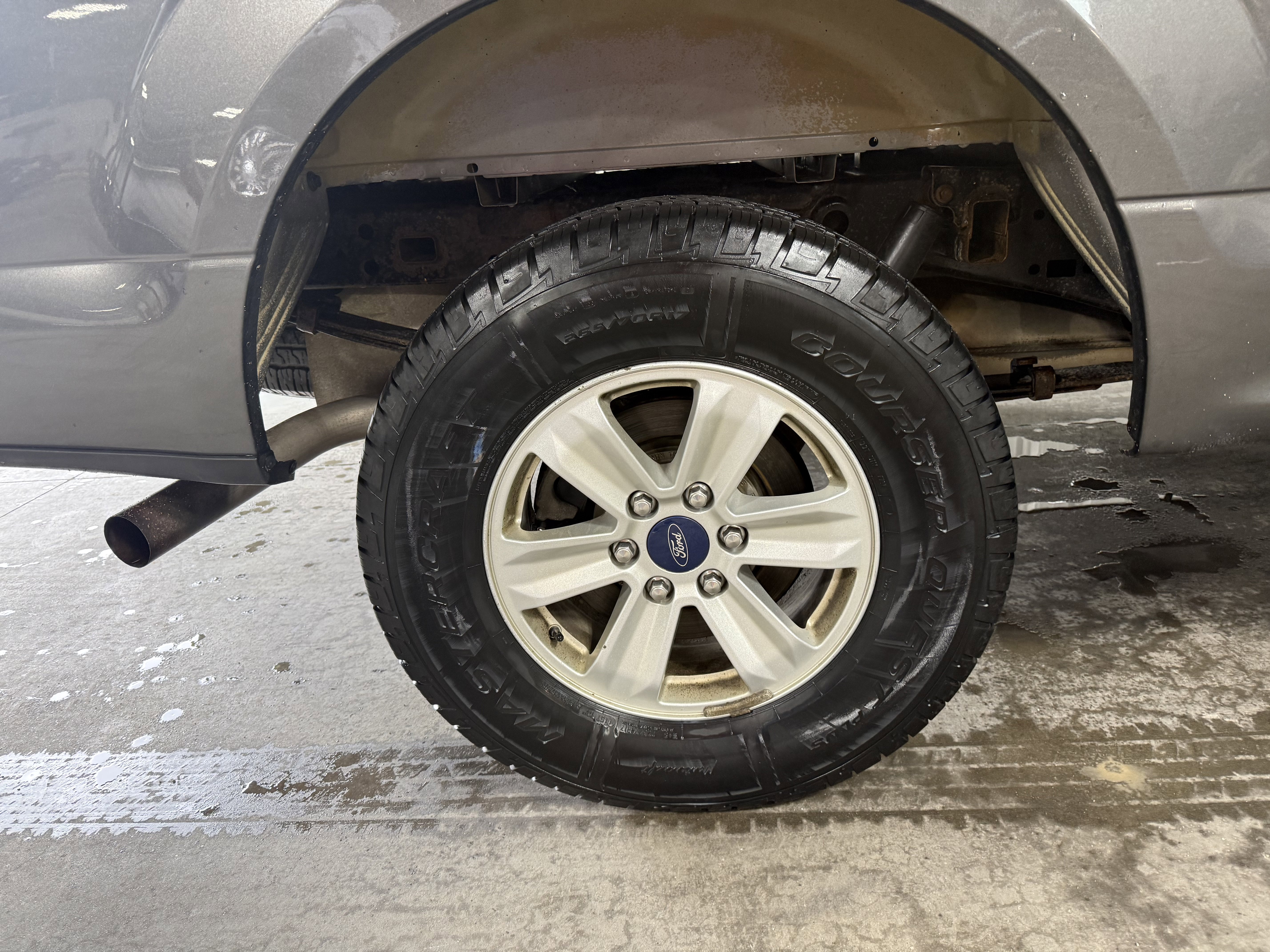 Used 2016 Ford F150 XL w/ Equipment Group 101A Mid AWD/4WD image 5