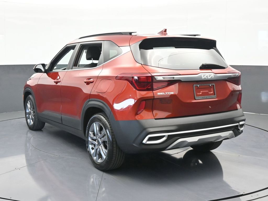 Used 2023 Kia Seltos S image 4