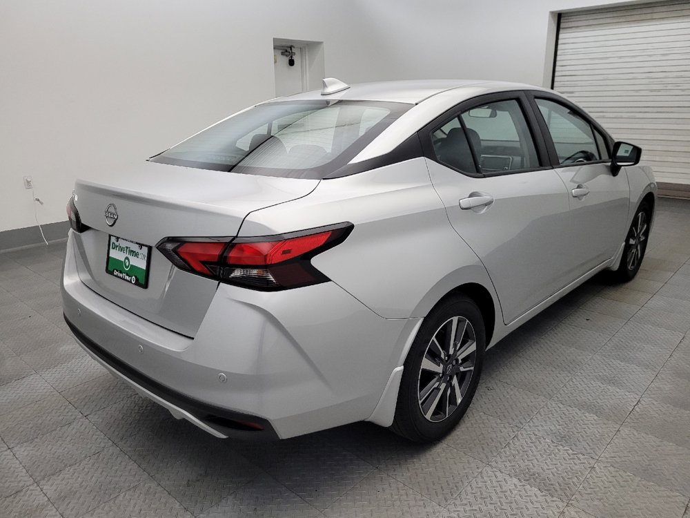 Used 2025 Nissan Versa SV w/ Trunk Package FWD image 9
