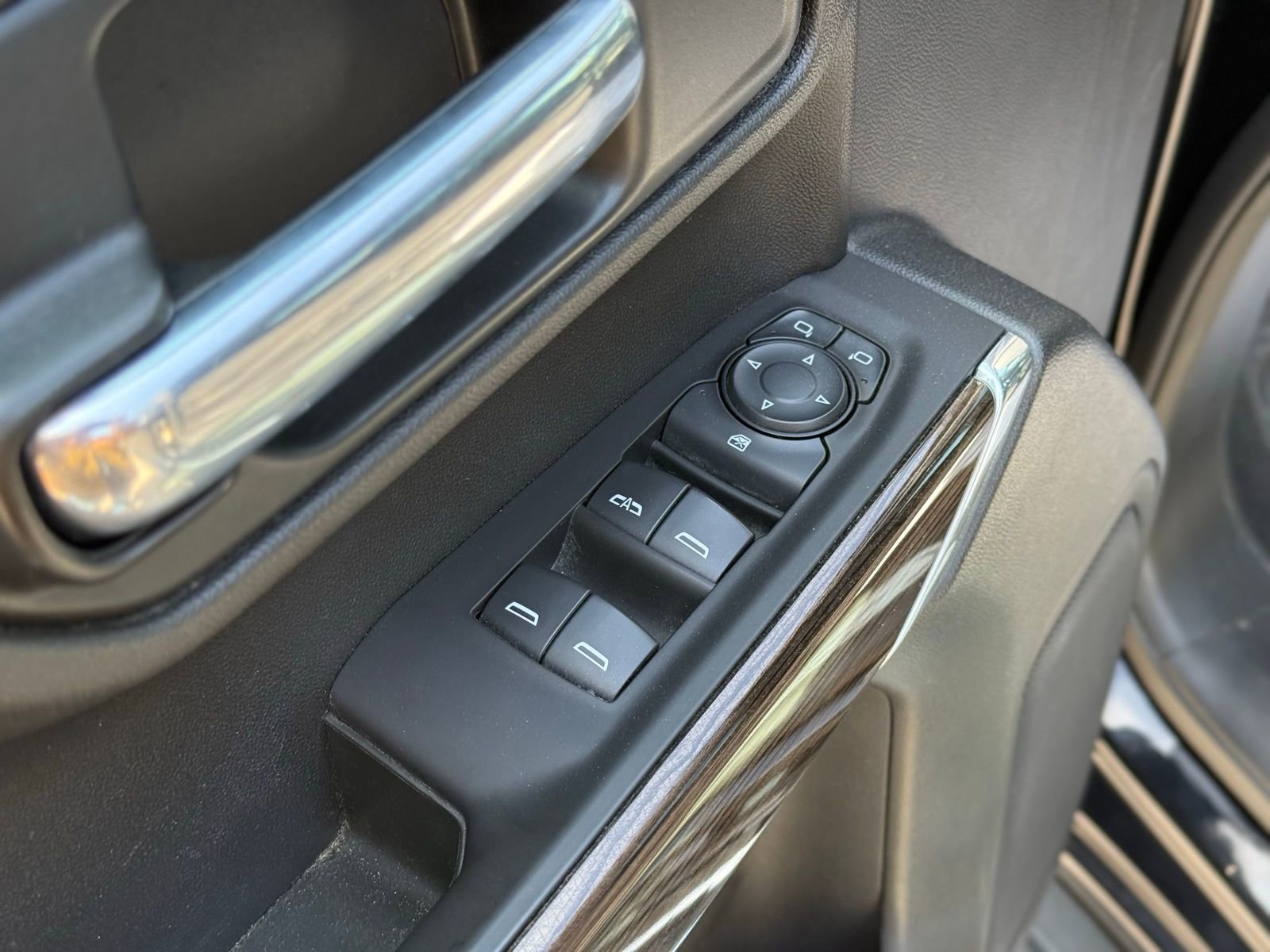 Used 2021 Chevrolet Silverado 1500 LT w/ True North Edition Plus image 18
