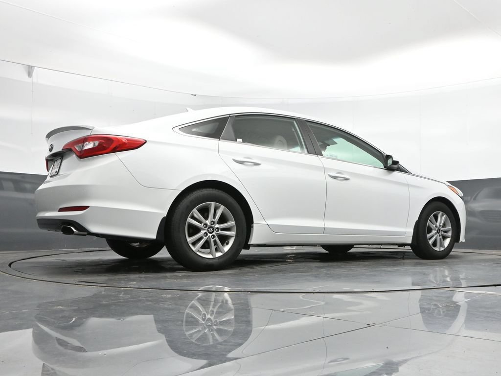 Used 2016 Hyundai Sonata SE FWD image 39