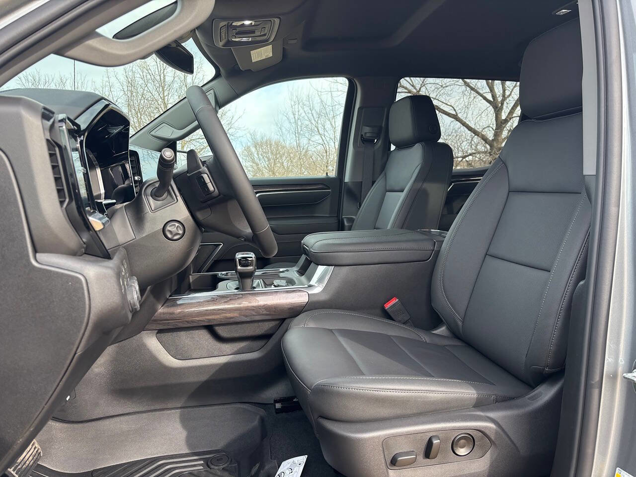 New 2026 Chevrolet Silverado 1500 LTZ image 17