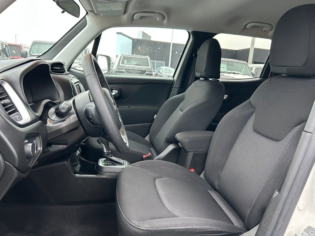 Used 2020 Jeep Renegade Sport w/ Sport Appearance Group image 20