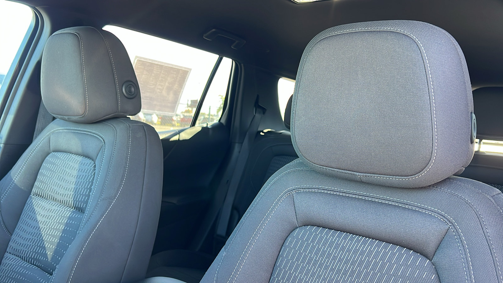 Certified 2025 Chevrolet Equinox LT AWD/4WD image 18