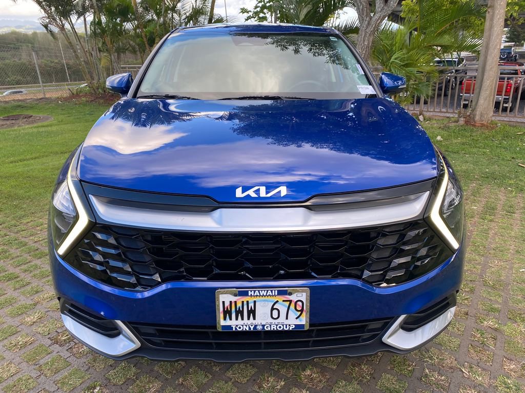 Used 2023 Kia Sportage EX image 2