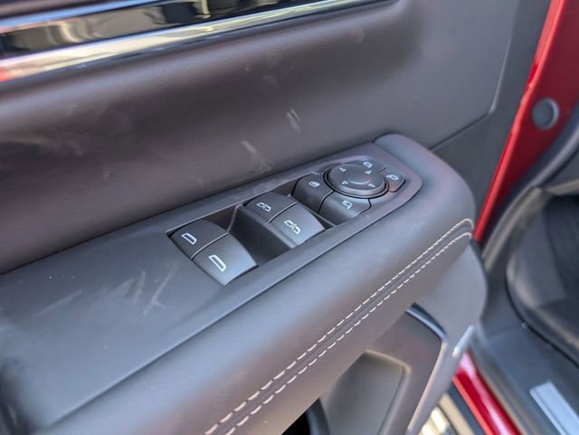 New 2026 GMC Yukon XL Elevation image 15