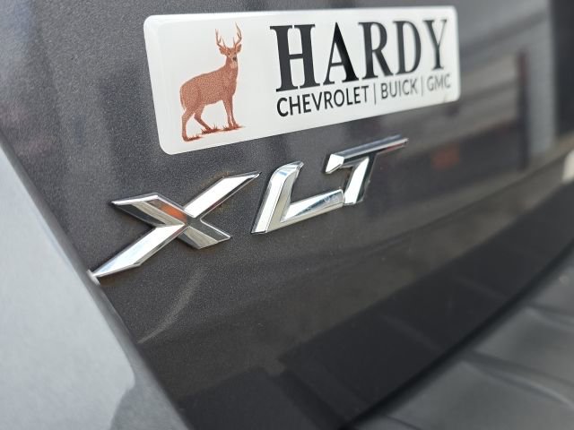 Used 2023 Ford Explorer XLT w/ Equipment Group 202A AWD/4WD image 9