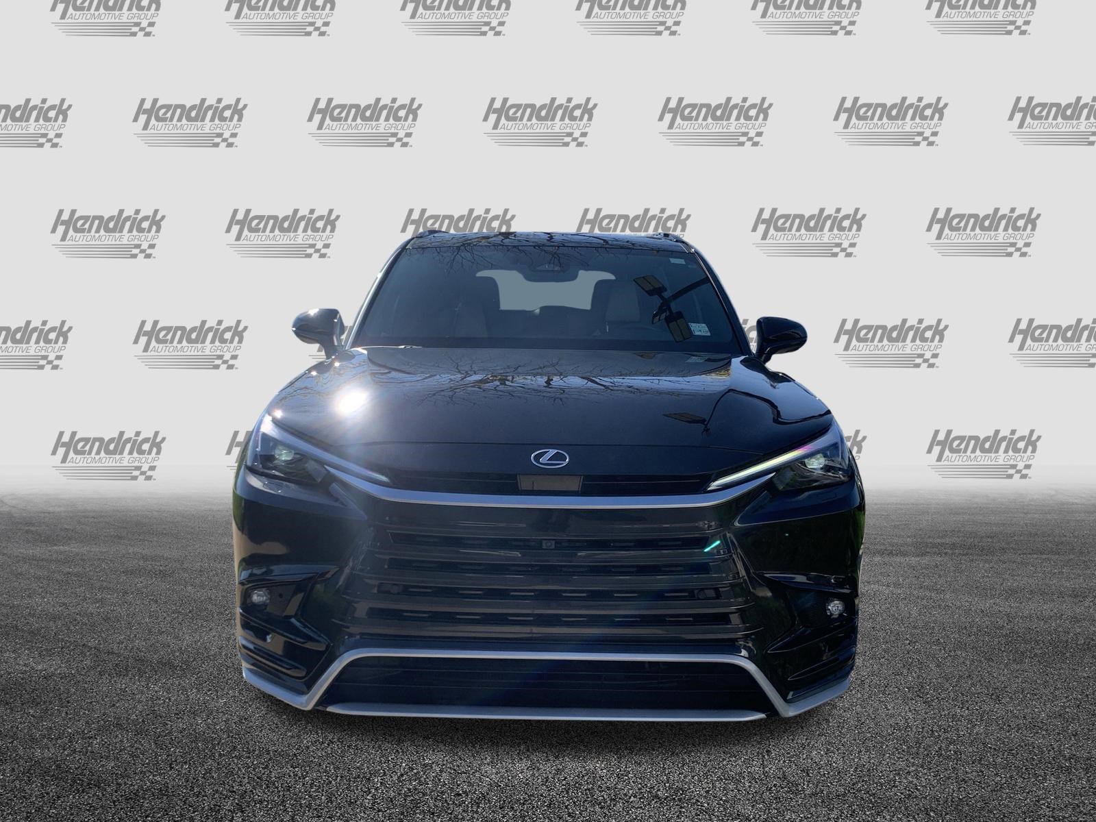 Certified 2025 Lexus TX 500h AWD w/ Technology Package image 3