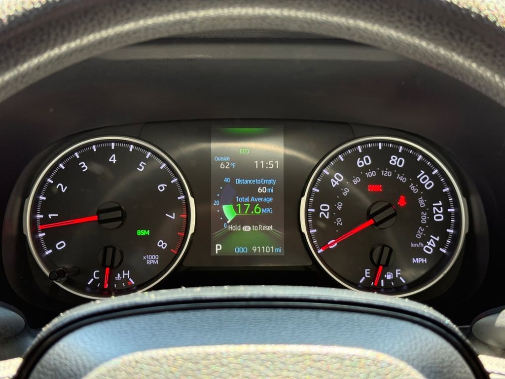 Certified 2019 Toyota RAV4 XLE FWD image 32