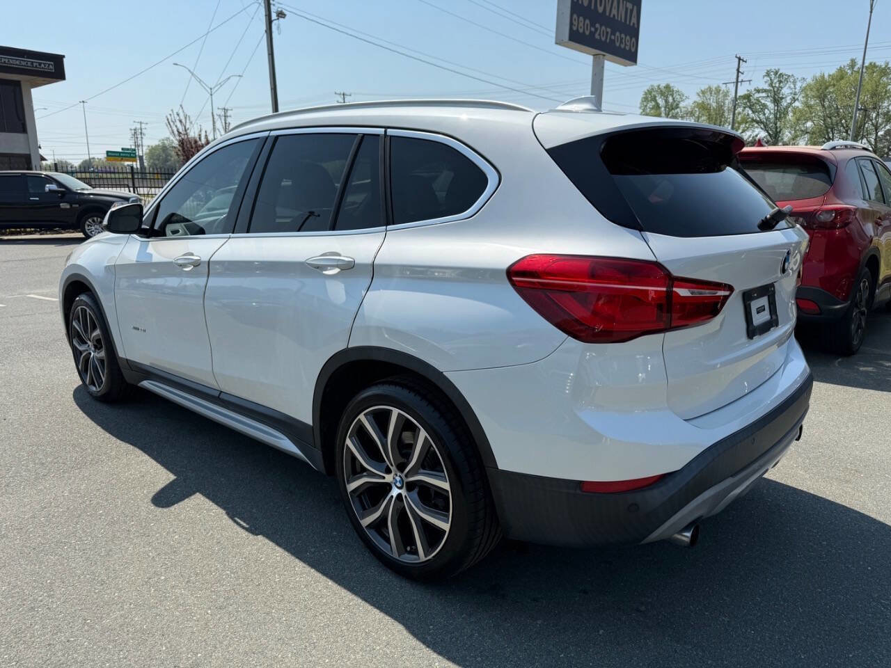 Used 2017 BMW X1 xDrive28i image 6