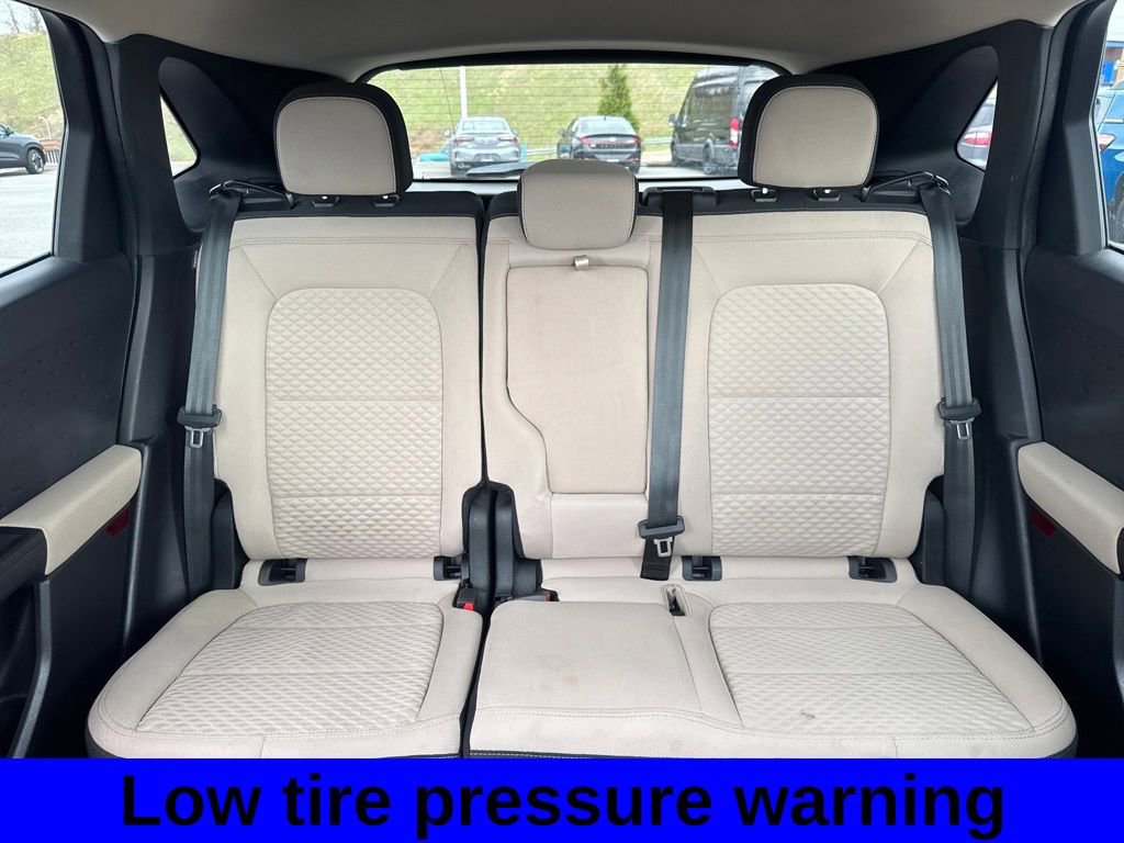 Used 2020 Ford Escape SE image 14