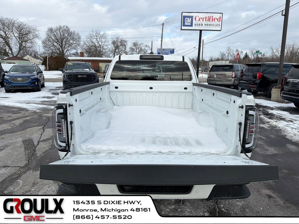Used 2021 Chevrolet Colorado LT w/ Fleet Safety Package image 23