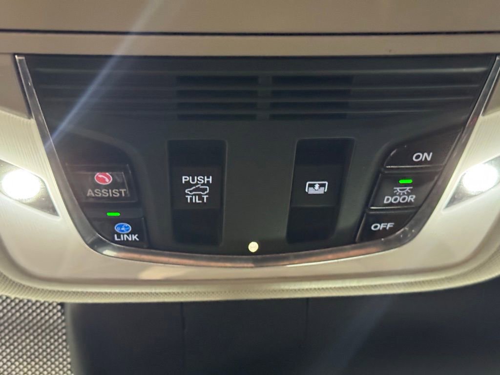 Used 2020 Acura RDX AWD image 34