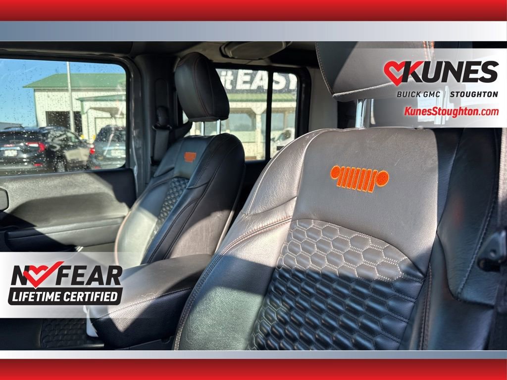 Used 2022 Jeep Gladiator Mojave w/ LED Lighting Group image 25