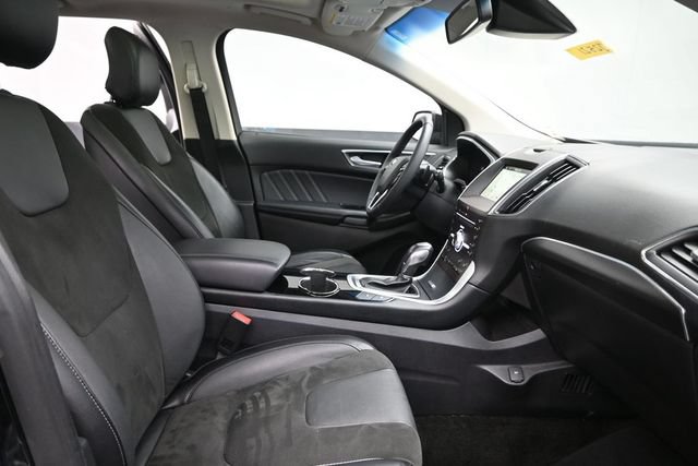 Used 2018 Ford Edge Sport w/ Equipment Group 401A AWD/4WD image 27