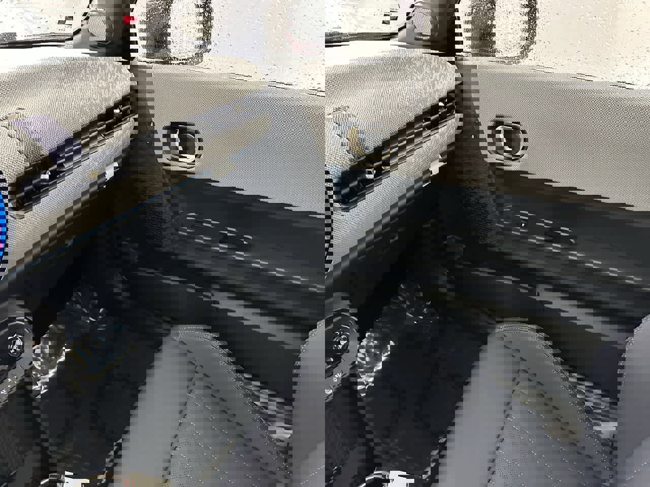 Certified 2025 MINI Cooper 2-Door Hardtop image 24