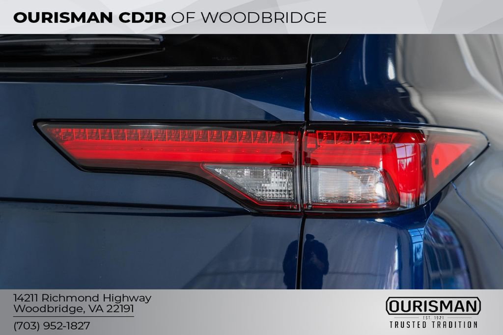 Used 2023 Mitsubishi Outlander SE Black Edition image 9