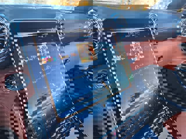 Used 2023 Mercedes-Benz SL 55 AMG 4MATIC image 28